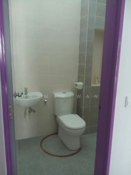 Rumah Teres 2 Tingkat untuk Dijual di Setia Indah (Setia Alam) - Timun Wan - Bathroom - PropertyGuru.com.my