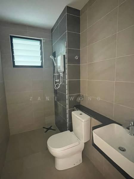 Servis Apartment untuk Dijual di 2Rio Residence @ Bandar Puteri Puchong - Zane Wong - Bathroom - PropertyGuru.com.my