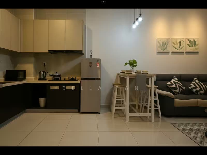 Bay Laurel @ Country Garden Danga Bay untuk Untuk Dijual - RM 450,000, Apr 2026 - Kitchen - PropertyGuru.com.my