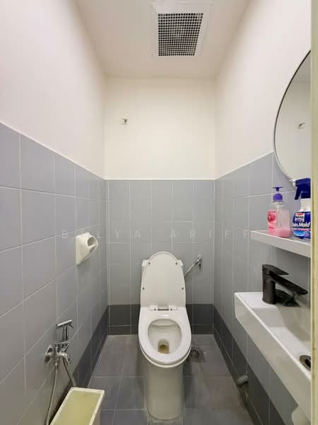 Kedai / Pejabat untuk Disewa di Bangsar (Kuala Lumpur) - BILYA ARIFF - Bathroom - PropertyGuru.com.my