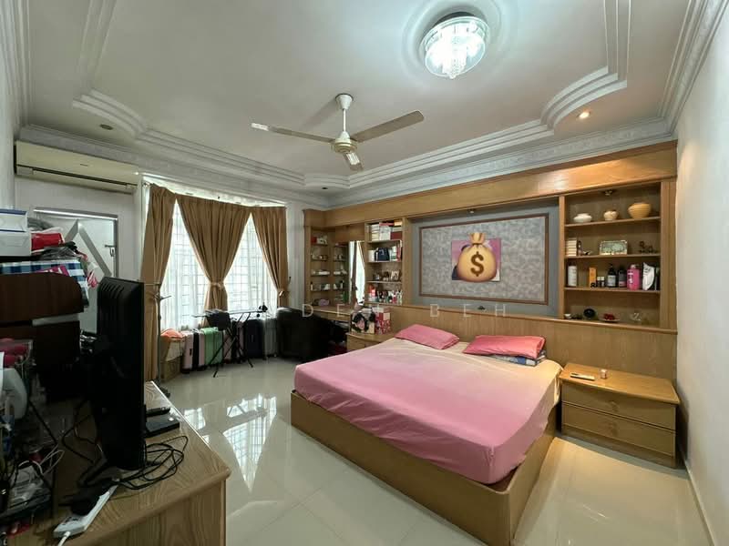 Rumah Teres 2 Tingkat untuk Dijual di Taman Ungku Tun Aminah (Skudai) - Kayden Beh - PropertyGuru.com.my