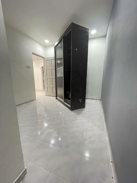 1-storey Terraced House for Sale in Taman Universiti (Skudai) - Julie Yew - Interior - PropertyGuru.com.my