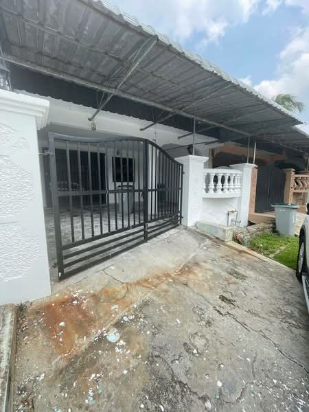 1-storey Terraced House for Sale in Taman Universiti (Skudai) - Julie Yew - Exterior - PropertyGuru.com.my