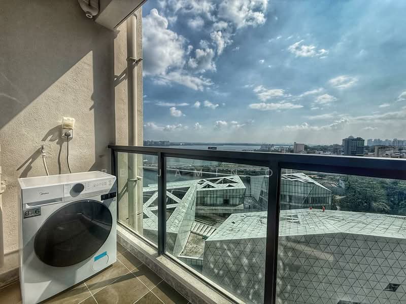 Condominium for Rent at R&F Princess Cove Phase 2-Seine Region - Benjamin Oh - Balcony - PropertyGuru.com.my