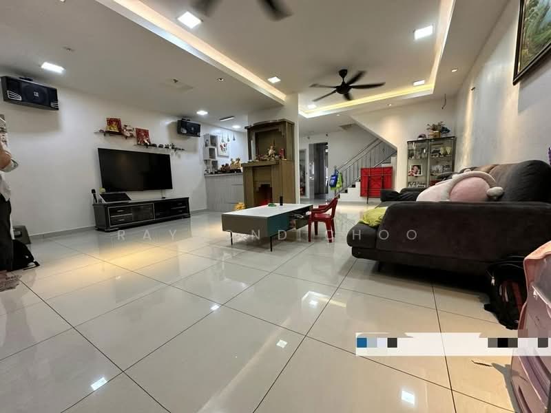 2-storey Terraced House for Sale in Bandar Bukit Tinggi 2 (Klang) - Raymond Choo - Living Room - PropertyGuru.com.my