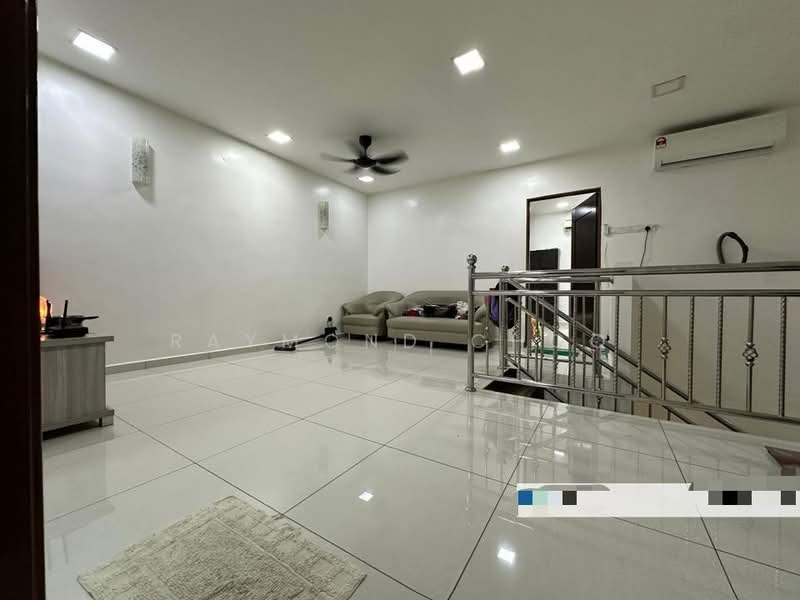 2-storey Terraced House for Sale in Bandar Bukit Tinggi 2 (Klang) - Raymond Choo - Living Room - PropertyGuru.com.my