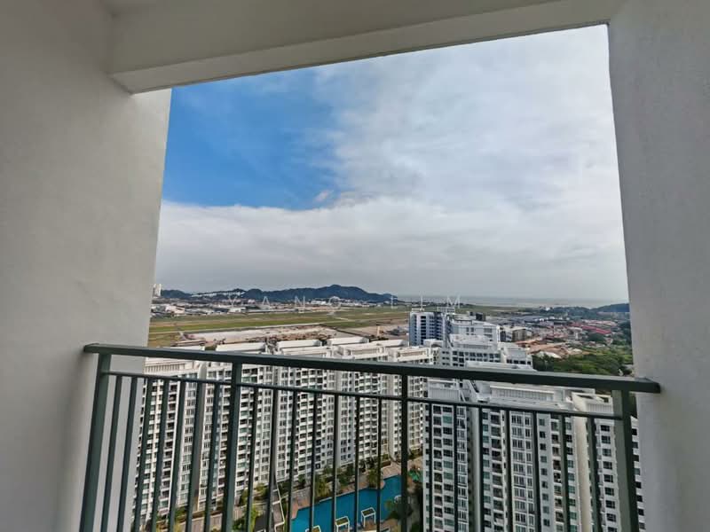 Kondominium untuk Disewa di Lucerne Residences - Yang Lim - View - PropertyGuru.com.my