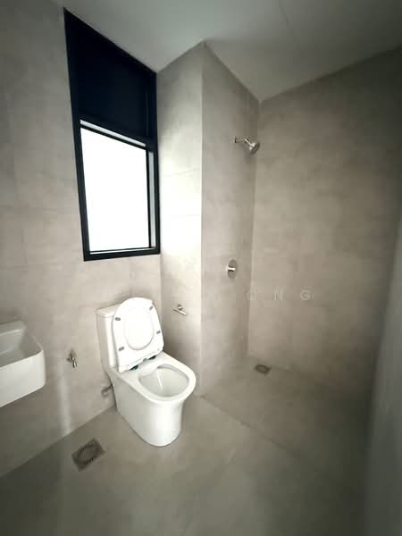 Condominium for Rent at Arunya @ KL North - Shiryn Ong - Bathroom - PropertyGuru.com.my