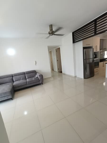 Kondominium untuk Disewa di Almaspuri - Jeff GH Lee - Living Room - PropertyGuru.com.my