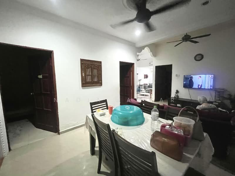 1-storey Terraced House for Sale in Keramat (Kuala Lumpur) - Nadia Jaafar - Dining Room - PropertyGuru.com.my