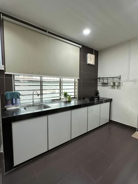 Terraced House for Sale in Kluang (Johor) - Shanel Tee - Kitchen - PropertyGuru.com.my
