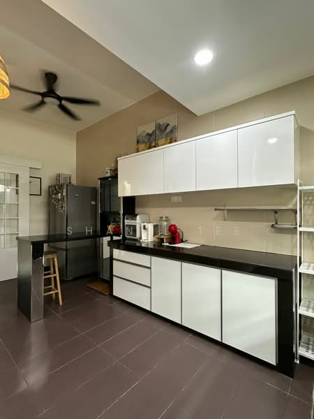 Terraced House for Sale in Kluang (Johor) - Shanel Tee - Kitchen - PropertyGuru.com.my