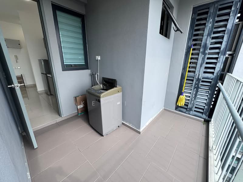 Servis Apartment untuk Disewa di Fortune Centra - Kenji Ti - Balcony - PropertyGuru.com.my