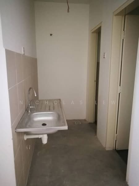 Kedai untuk Disewa di Seri Kembangan (Selangor) - Nicholas Lew - Interior - PropertyGuru.com.my