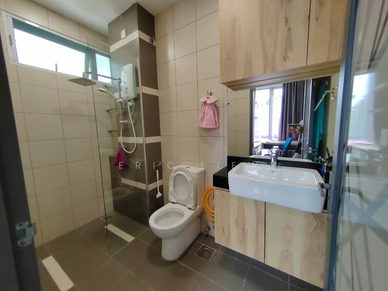 2-storey Terraced House for Sale in Jade Hills (Kajang) - Eric Liew - Bathroom - PropertyGuru.com.my