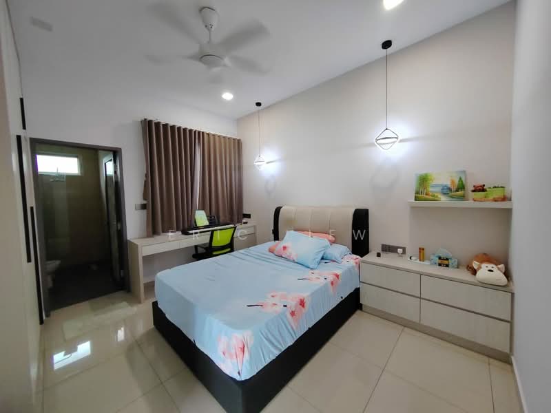2-storey Terraced House for Sale in Jade Hills (Kajang) - Eric Liew - Bedroom - PropertyGuru.com.my