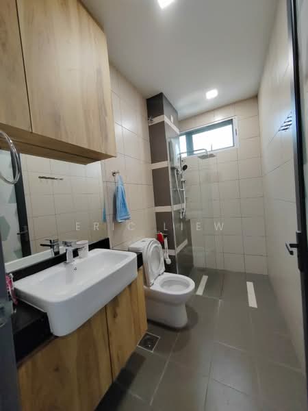 2-storey Terraced House for Sale in Jade Hills (Kajang) - Eric Liew - Bathroom - PropertyGuru.com.my
