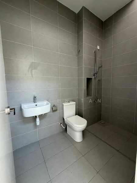 Rumah Teres 2 Tingkat untuk Dijual di Masai (Johor) - Helen Tan - Bathroom - PropertyGuru.com.my