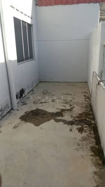 Rumah Teres 1 Tingkat untuk Dijual di Taman Sri Kluang (Kluang) - Shanel Tee - Exterior - PropertyGuru.com.my