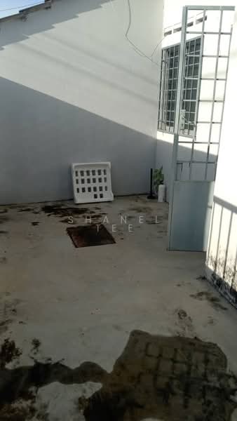 Rumah Teres 1 Tingkat untuk Dijual di Taman Sri Kluang (Kluang) - Shanel Tee - Exterior - PropertyGuru.com.my