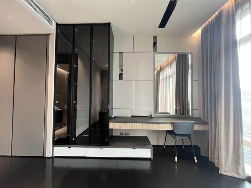 Four Seasons Place - 4