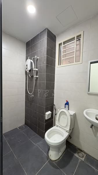 Servis Apartment untuk Disewa di Mesahill - Don Leong - Bathroom - PropertyGuru.com.my