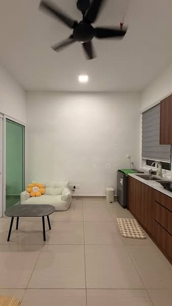 Servis Apartment untuk Disewa di Mesahill - Don Leong - Living Room - PropertyGuru.com.my