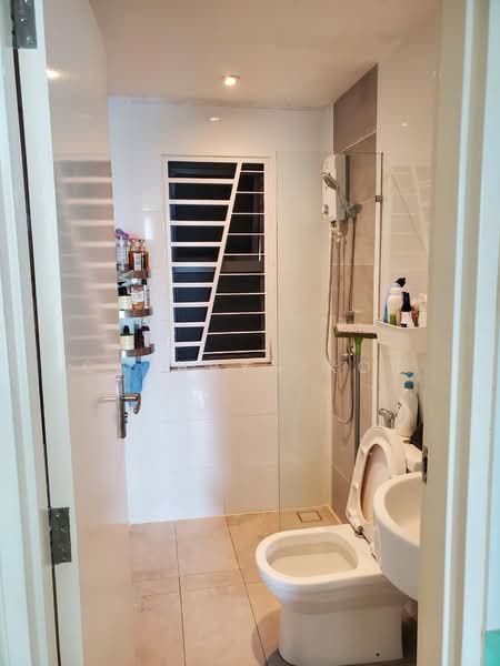 Condominium for Rent at Trinity Aquata - Cathryn Koo - Bathroom - PropertyGuru.com.my