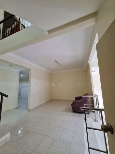 Terraced House for Rent in Seri Kembangan (Selangor) - Elaine Lee - Living Room - PropertyGuru.com.my