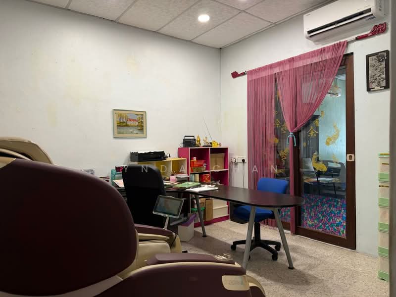 Semi-Detached House for Sale in Fettes Park (Tanjung Tokong) - Lynda Chan - Study - PropertyGuru.com.my