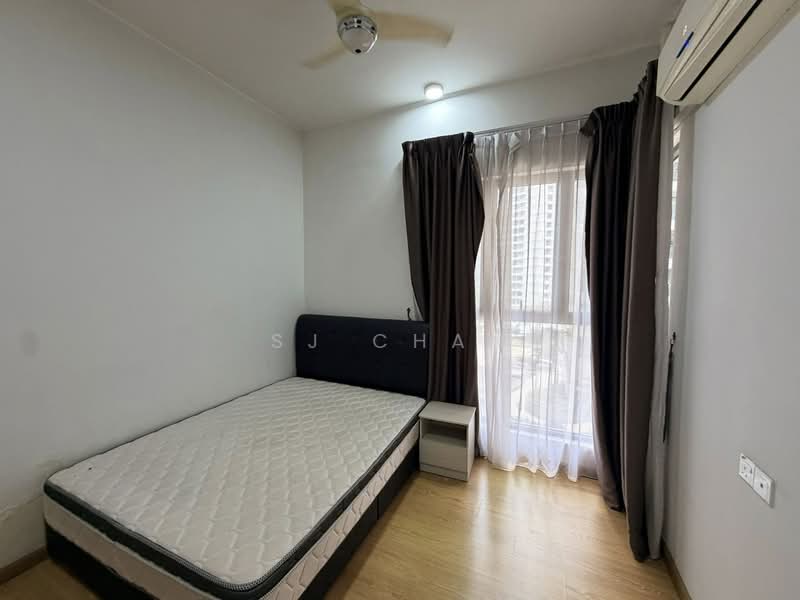 Condominium for Rent at Royal Strand @ Country Garden Danga Bay - SJ CHAN - Bedroom - PropertyGuru.com.my