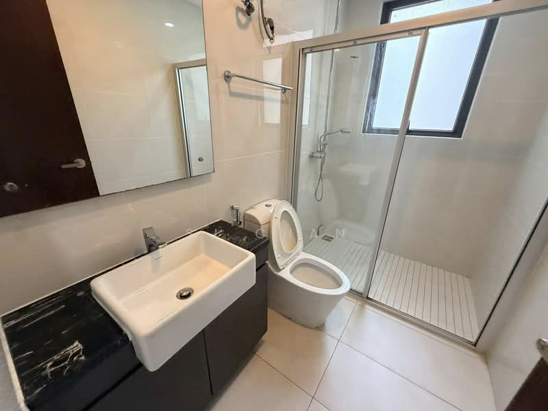 Condominium for Rent at Royal Strand @ Country Garden Danga Bay - SJ CHAN - Bathroom - PropertyGuru.com.my