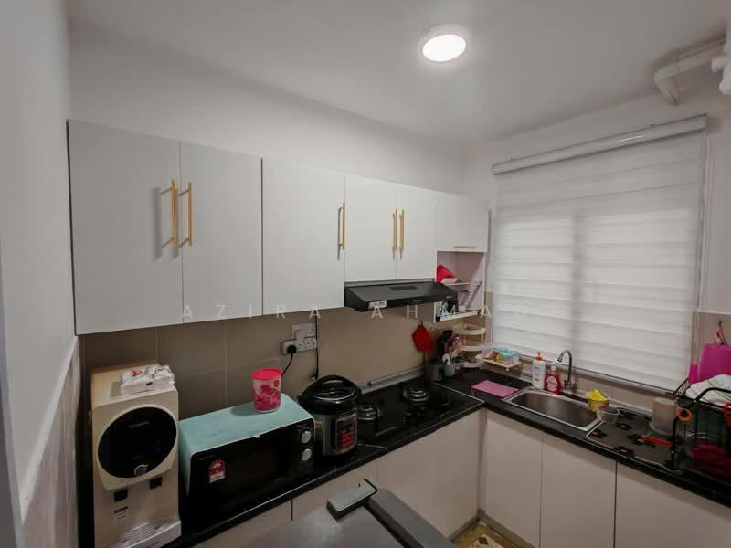 Pangsapuri untuk Dijual di Kayangan - Azira Ahmad - Kitchen - PropertyGuru.com.my