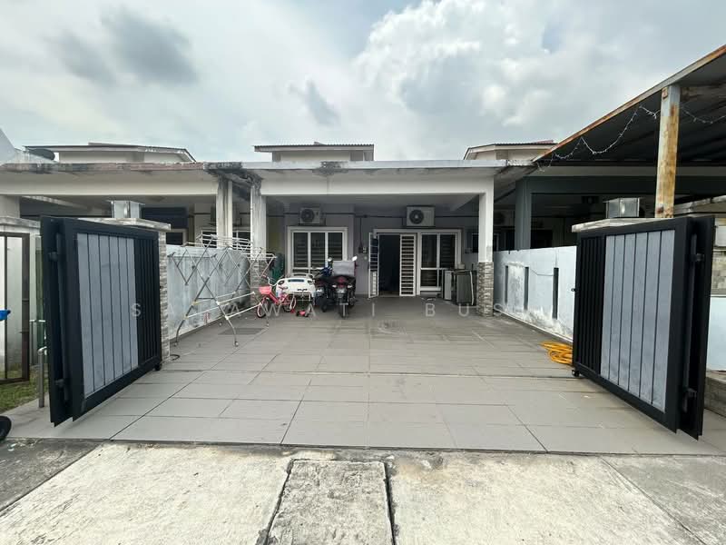 Rumah Teres 1 Tingkat untuk Dijual di Shah Alam (Selangor) - Salawati Busro - Exterior - PropertyGuru.com.my