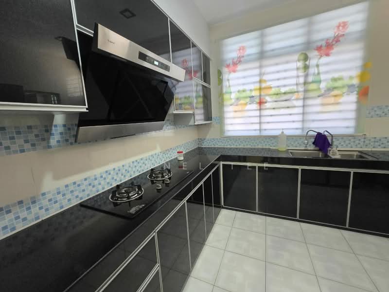 2-storey Terraced House for Sale in Taman Sutera Indah (Kluang) - Shanel Tee - Kitchen - PropertyGuru.com.my