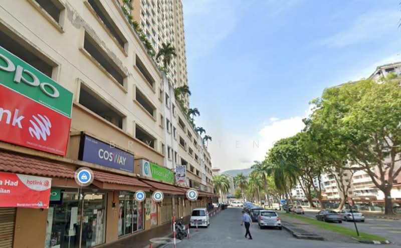 2 UNITS ADJOINING SHOP 2567 SF COMMERCIAL RARE UNIT - 4