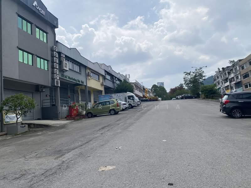Shop for Sale in Taman Cheras Awana (Cheras) - Darren Chia - Exterior - PropertyGuru.com.my