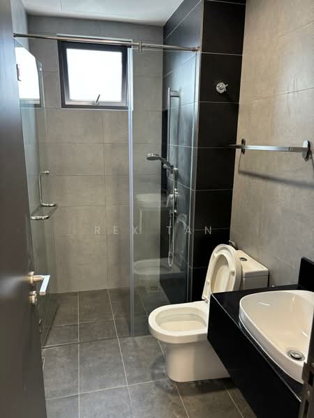 Servis Apartment untuk Disewa di Sunway Velocity TWO - Rex Tan - Bathroom - PropertyGuru.com.my