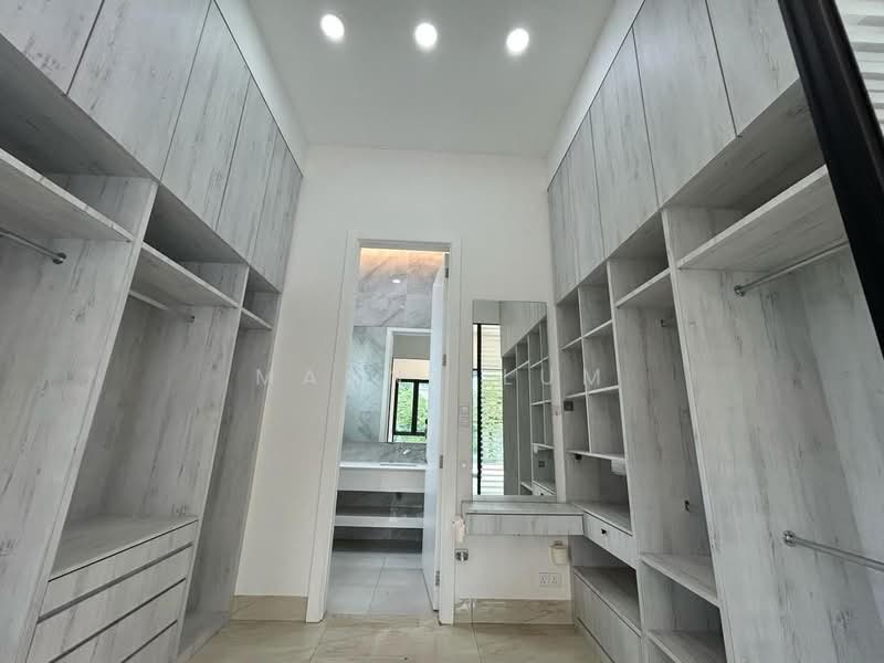 Bungalow for Sale in Country Heights Damansara (Kuala Lumpur) - Manny Lum - PropertyGuru.com.my