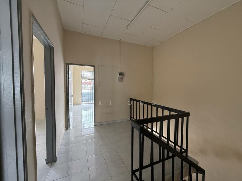 Rumah Teres 2 Tingkat untuk Dijual di Taman Desa Skudai (Skudai) - Kiki Ong - Corridor - PropertyGuru.com.my