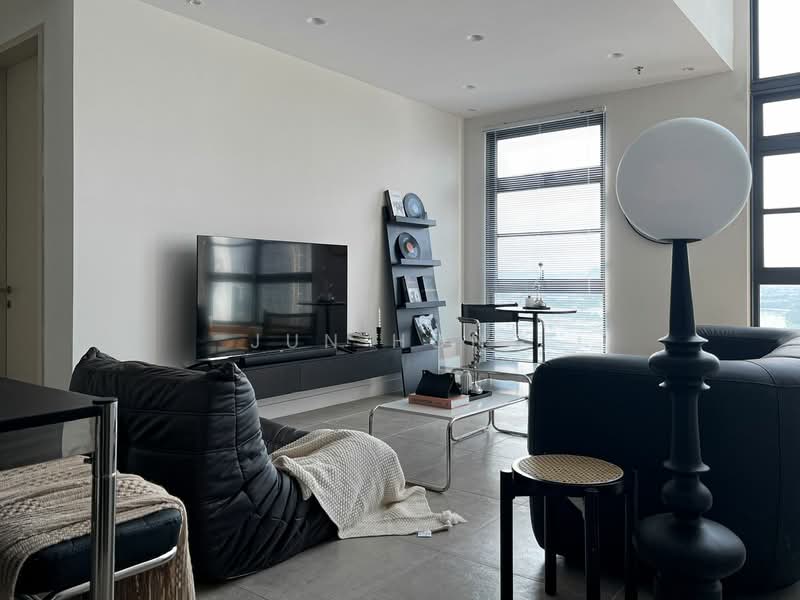 Apartment for Sale at Union Suites - Jun hong - Living Room - PropertyGuru.com.my
