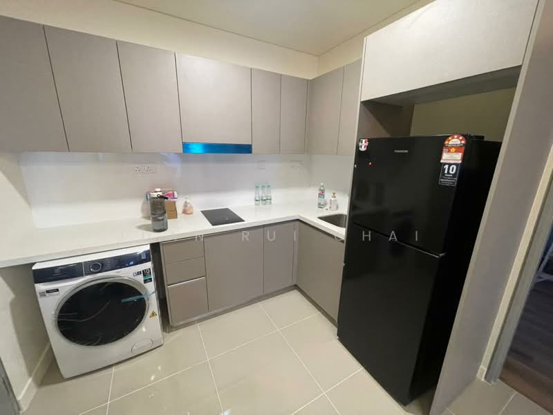 Service Residence for Rent at 8th & Stellar - Juan Rui Chai - Kitchen - PropertyGuru.com.my