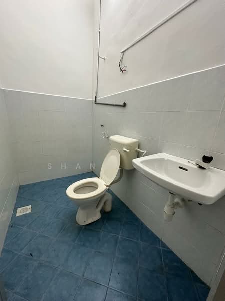 Rumah Teres 2 Tingkat untuk Dijual di Kluang (Johor) - Shanel Tee - Bathroom - PropertyGuru.com.my