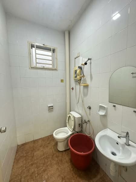 Rumah Teres 1 Tingkat untuk Disewa di Taman JP Perdana (Johor Bahru) - Carol Low - Bathroom - PropertyGuru.com.my