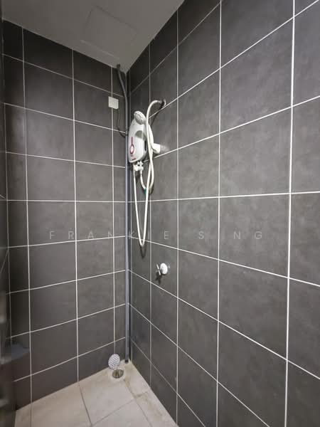 Servis Apartment untuk Disewa di The Zizz @ Damansara North - Frankie Sing - Bathroom - PropertyGuru.com.my