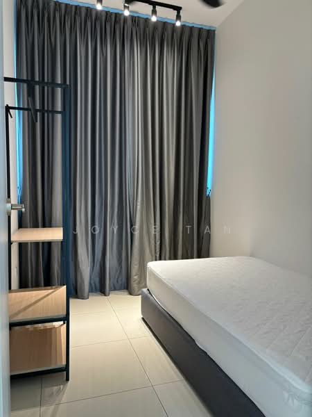 Kondominium untuk Disewa di Waterside Residence - Joyce Tan - Bedroom - PropertyGuru.com.my