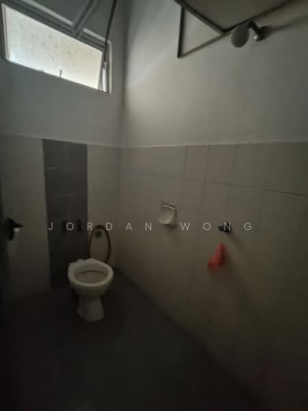 Pejabat Runcit untuk Disewa di Taman Cendana (Pasir Gudang) - Jordan Wong - Bathroom - PropertyGuru.com.my