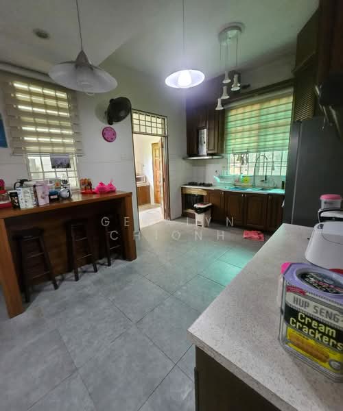 Rumah Berkembar untuk Dijual di Subang Bestari (Shah Alam) - Geralyn Chionh - Kitchen - PropertyGuru.com.my