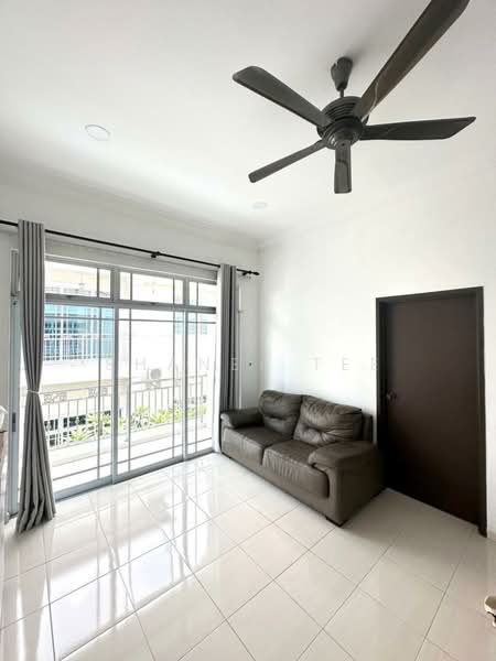 Taman Seri Suria untuk Untuk Dijual - RM 518,000, Apr 2026 - Living Room - PropertyGuru.com.my