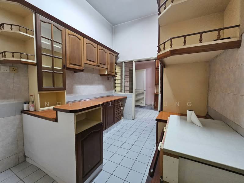 2-storey Terraced House for Sale in Usj 11 (Subang Jaya) - Nobeille Chung - Kitchen - PropertyGuru.com.my